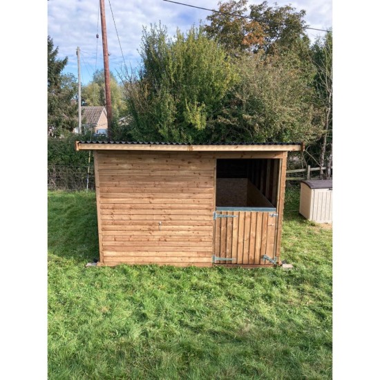 Standard Stable 12ft x 12ft with bottom door