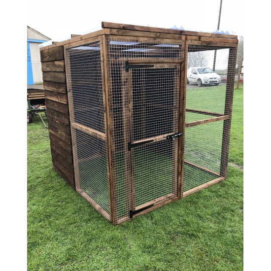 4 Fully Boarded and Waterproof Roof with 16G Fox-Proof Mesh – Heavy-Duty 6ft x 6ft Pet Enclosure  🐈🐔🐶