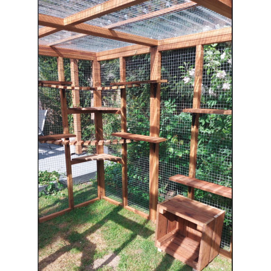 Strong Animal Run 6ft x 9ft 16G Waterproof Fox Proof Cat Dog Rabbit Chicken