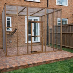 The Highrise Hideaway – 9ft x 9ft Outdoor Cat Retreat  for Curious Kitties