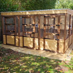 3 x Cat sleeping box enclosure 