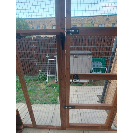 Explorer’s Haven – 12ft x 7ft x 8ft Three-Sided Cat Run