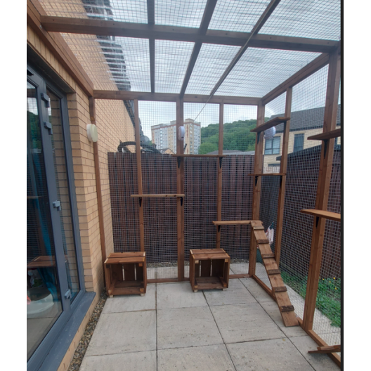 Explorer’s Haven – 12ft x 7ft x 8ft Three-Sided Cat Run