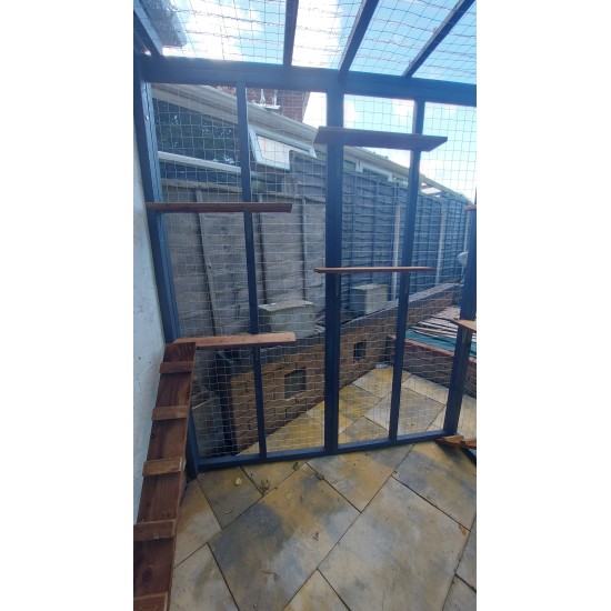 The Garden Den – Three-Sided Catio Retreat (6ft x 6ft x 8ft)