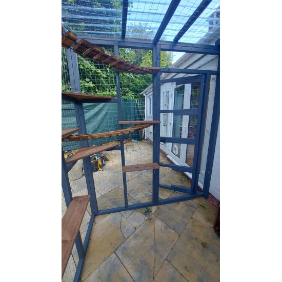 The Garden Den – Three-Sided Catio Retreat (6ft x 6ft x 8ft)