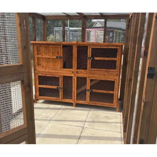 6ft x 9ft Bunnio with 2 Tier 6ft Rabbit Hutch Included 16G 1/2" x 1/2" wire mesh