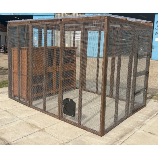 6ft x 9ft Bunnio with 2 Tier 6ft Rabbit Hutch Included 16G 1/2" x 1/2" wire mesh