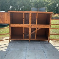 6ft x 9ft Bunnio with 2 Tier 6ft Rabbit Hutch Included 16G 1/2" x 1/2" wire mesh