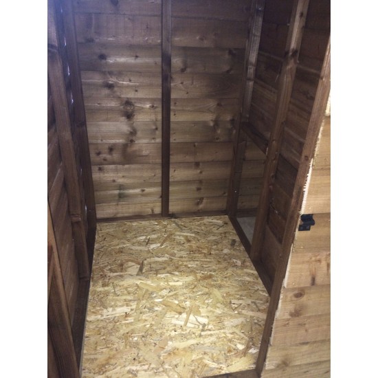 Dog Run With Sleeping Box 8ft x 4ft
