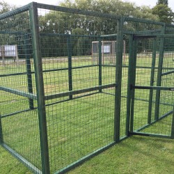 Green PVC Heavy Duty Run 8ft x 12ft Dog Fox Proof Run
