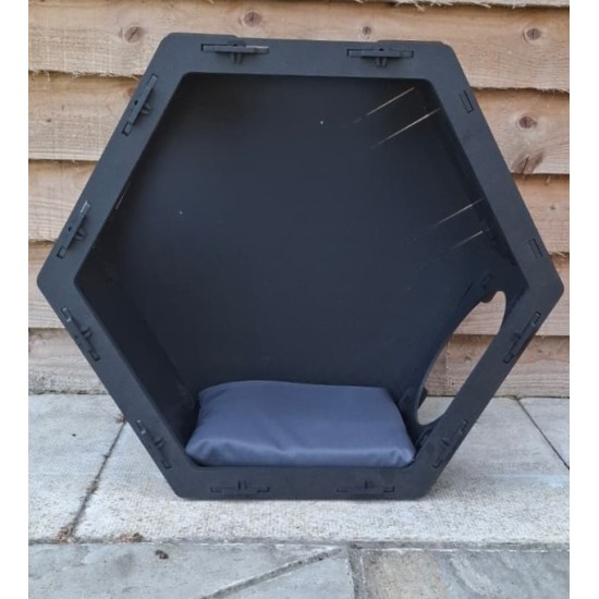 Outdoor Hex Box