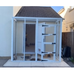 White Catio's