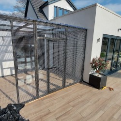 Catio / Cat Lean to 9ft x 9ft x 9ft tall Painted