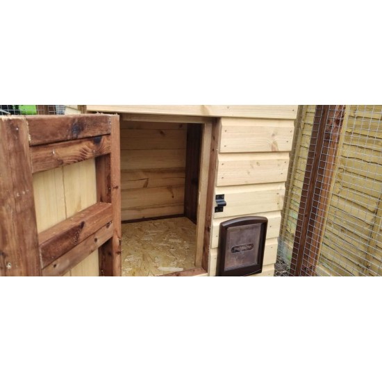 Freestanding sleeping box