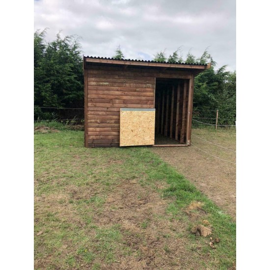 12ft x 12ft Animal  Horse Field Shelter / Stable - Options of Skids, Overhang, Kickboards, Doors & More